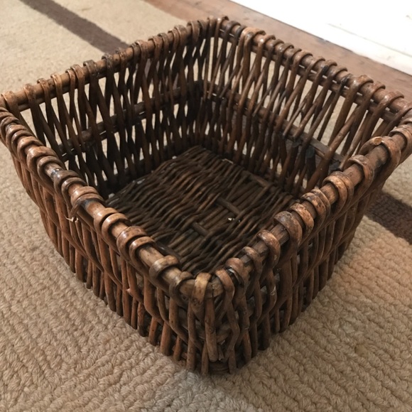 Vintage Other - Vintage Square Woven Basket Vintage Other - Vintage Square Woven Basket